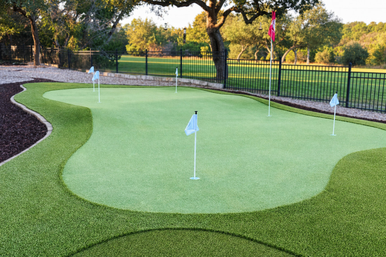 Putting green turf in Covina, CA